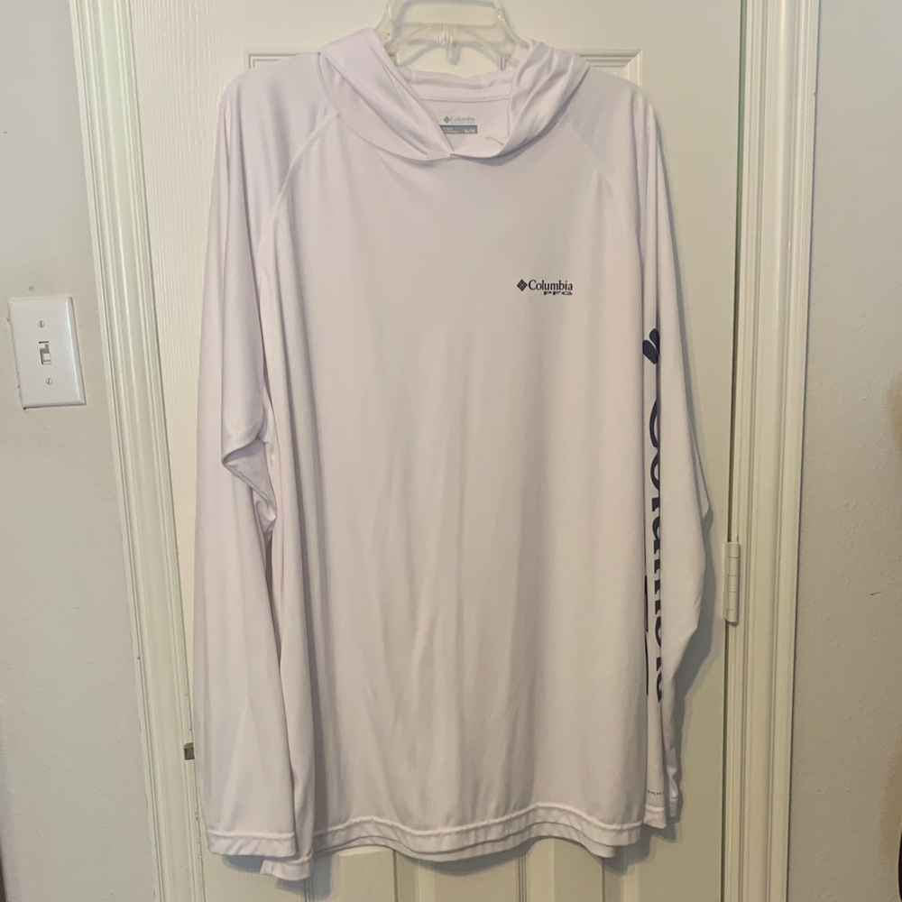 Columbia Light Gray Pullover Hoodie